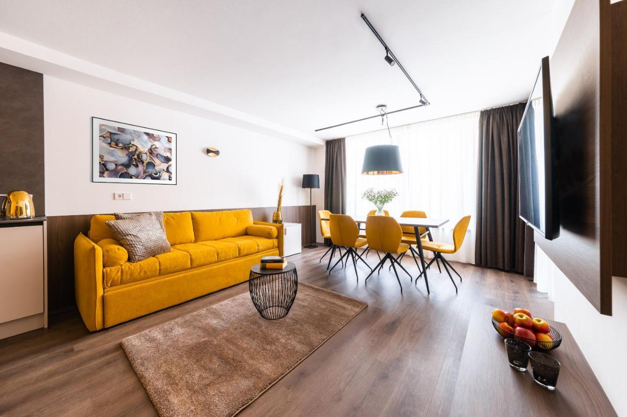 Gerharts Premium City Living - Center Of Brixen With Free Parking And Brixencard Bagian luar foto