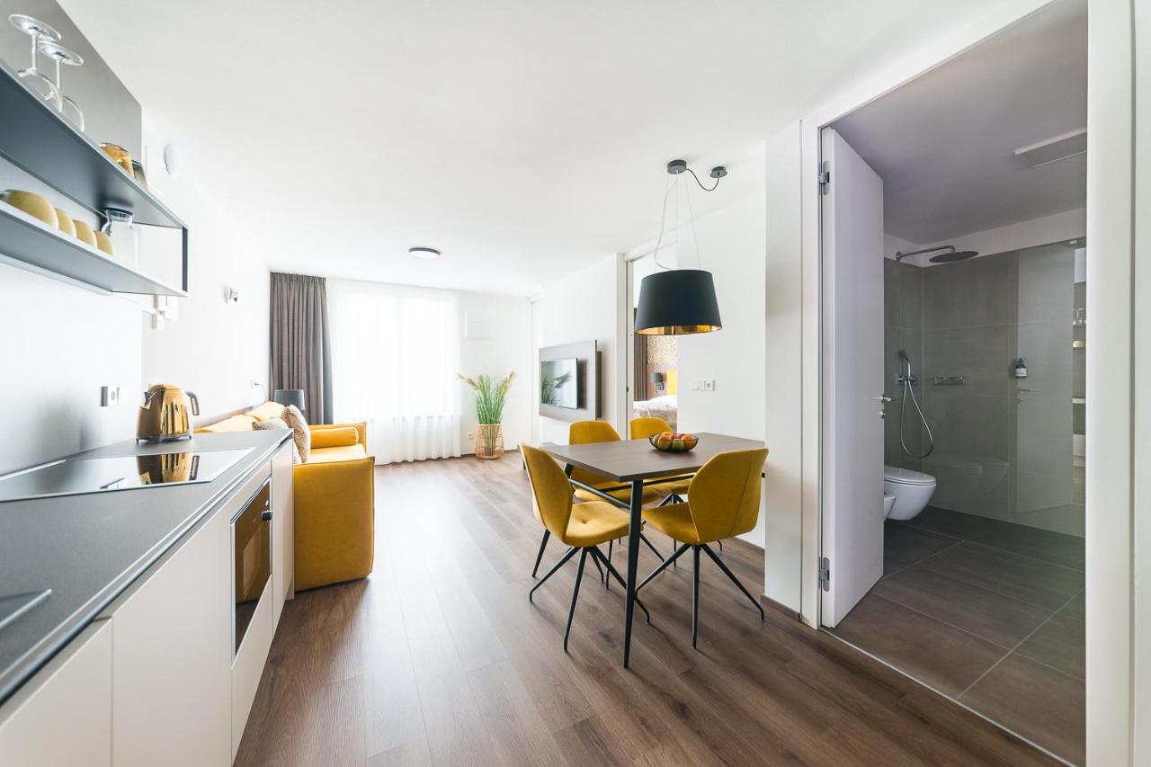 Gerharts Premium City Living - Center Of Brixen With Free Parking And Brixencard Bagian luar foto